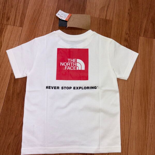 ノースフェイス 半袖Tシャツ Tシャツ ホワイト ロゴ 赤ロゴ 背中 プリント タグ付き 110 白Tシャツ