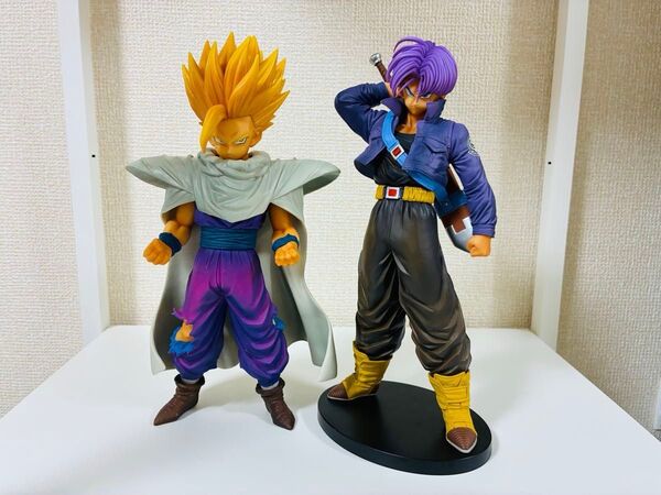 ドラゴンボールフィギュア 2体まとめ売り グランジスタ孫悟飯 レジェンズ トランクス