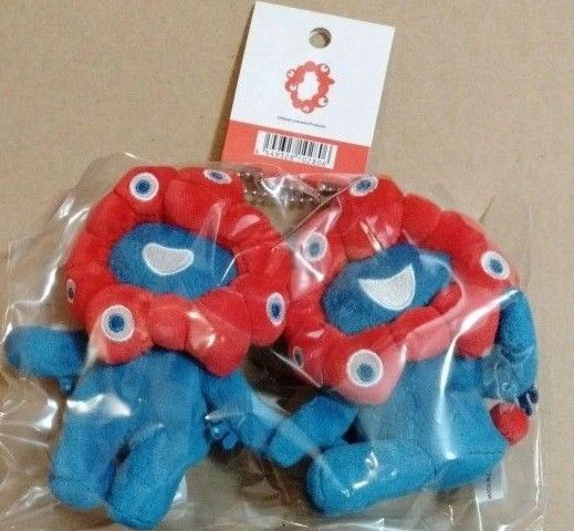 大阪関西万博 ミャクミャク ペア ぬいぐるみ マグネット マスコット なかよし 手繋ぎ おそろい