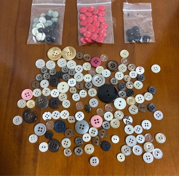 服飾 素材 手芸用品 ボタン 各種 ワイシャツボタンなどに