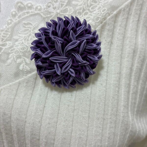 ハンドメイド ブローチ アクセサリー つまみ細工 ツマミ細工