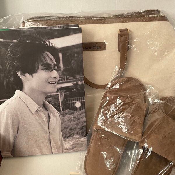 BTS V テテ Layover MERCH BOX #17 写真集 2冊セット TYPE1 Me Myself