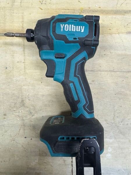 YOIBUY18vマキタ互換インパクトドライバー本体、箱、取説、付属ビット