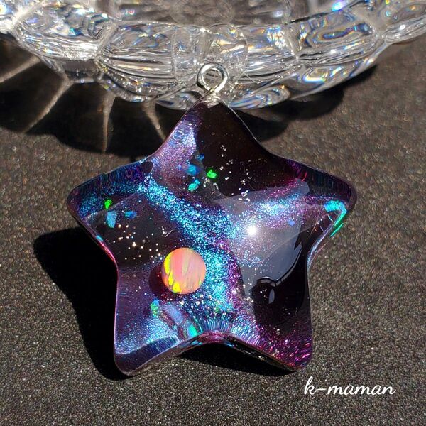 N84 宇宙玉(星バージョン)レジンネックレス ハンドメイド 銀河