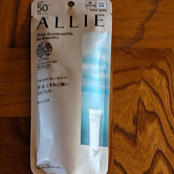 アリィー クロノビューティ ジェルUV ALLIE UVクリーム