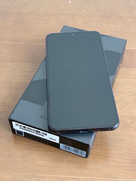 Galaxy S22 256G (SCG13 au) ブラック 本体 箱付き