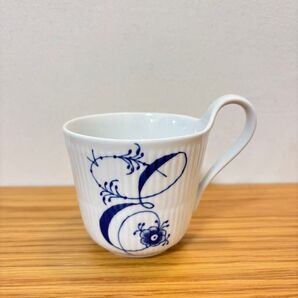 【新品未使用】ROYAL COPENHAGEN アルファベット マグ E