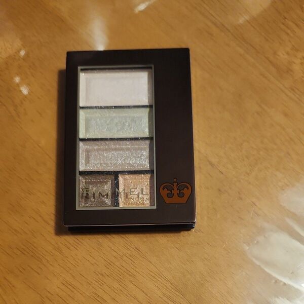 RIMMEL アイシャドウ