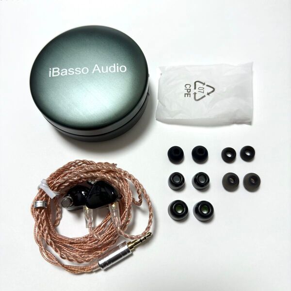 iBasso Audio IT01 イヤフォン