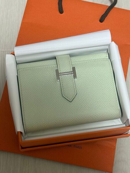 HERMES ベアンコンパクト