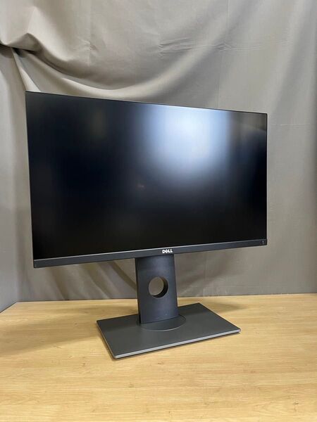 DELL UP2516D 25インチモニター PS4対応 回転機能 2k解像度