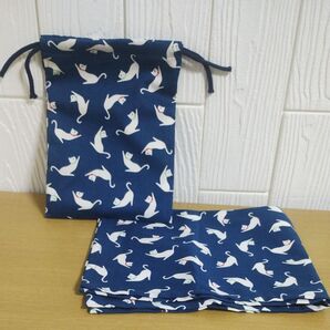 白猫の給食セット ねこ ネコ ネイビー 紺 ハンドメイド 巾着袋