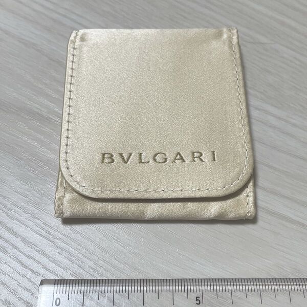 未使用品 ブルガリ アクセサリーポーチ 小物入れ BVLGARI ジュエリーポーチ ピンクベージュ