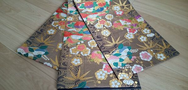 袋帯 花柄 振袖 ゴールド 金糸 振袖帯 六通柄袋帯 振袖帯 グレー くすみ色 グレージュ 華やか 豪華