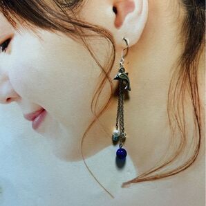 イルカのロングピアス