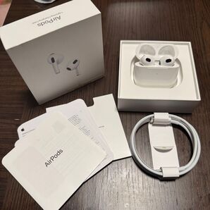 AirPods 第3世代 ケース・両耳・箱付き