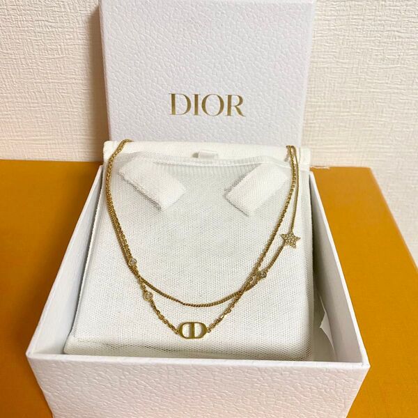 Dior ダブルチェーンネックレス ゴールド CDロゴ 星