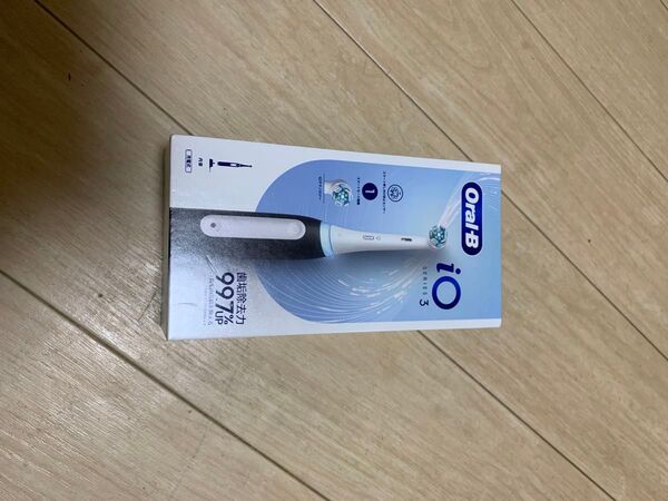 電動歯ブラシ ブラックBRAUN Oral-B オーラルB iOシリーズ iO3 新品未開封品