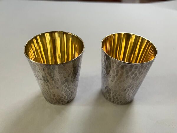 純銀洋盃(2点36.21g) 銀座山崎製 純銀刻印 専用ケース入り いぶし銀仕上げ内側は金メッキ 純銀製