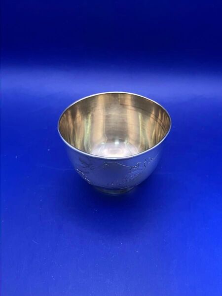 純銀製盃(17.20g) 秋田純銀の刻字あり(秋田佐福商店製) 桐箱入り 大正から昭和初期のアンティーク品