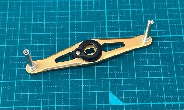 シマノ カルカッタコンクエスト200XG 純正ハンドル 新品取り外し リテーナ付き