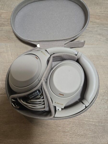 Sony WH-1000XM4 ワイヤレスヘッドホン