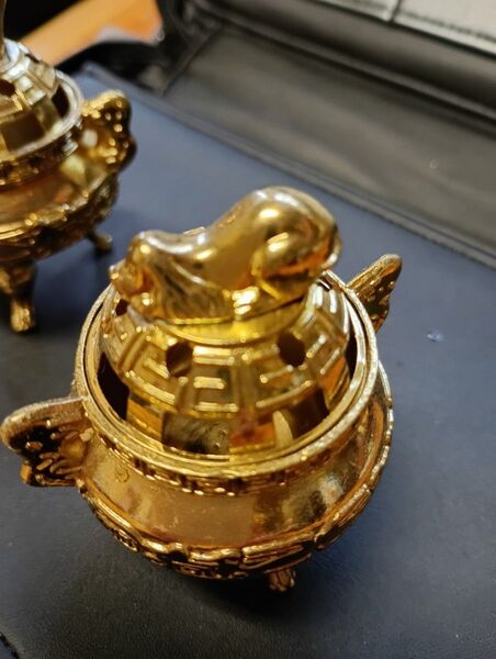 3本足 香炉 金属製 金色 獅子 置物 インテリア