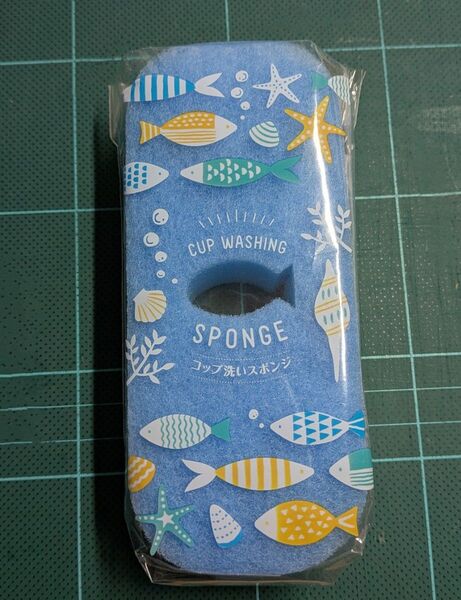 コップ洗いスポンジ 魚デザイン