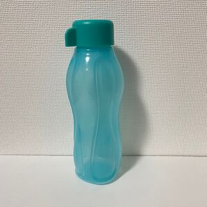 【新品未使用】Tupperware エコボトル(ブルー)送料無料