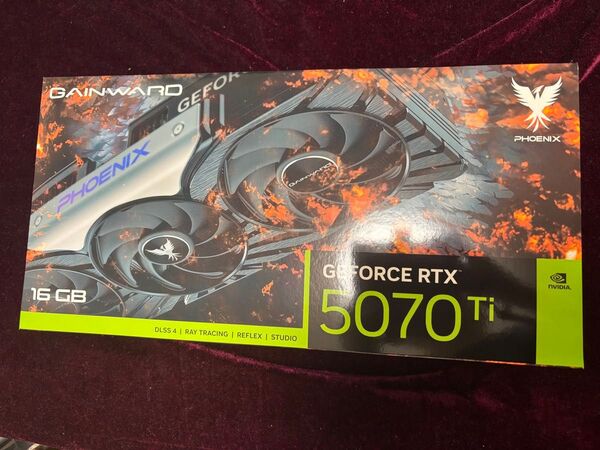 5070Ti グラフィックボード