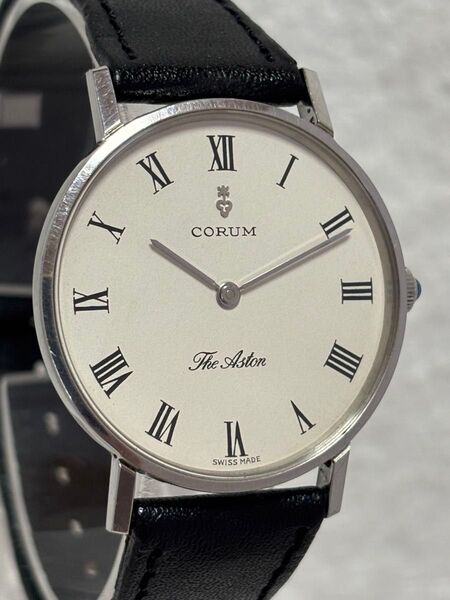【美品】CORUM コルム The Aston 手巻き【57219】文字盤:ホワイト【動作状況:良好】メンズモデル