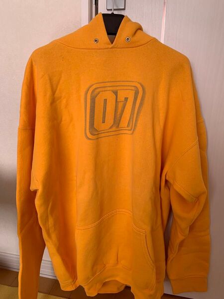 DC 07 ロゴ プルオーバー パーカー オレンジ 古着