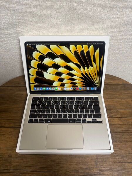 MacBook Air M3 メモリ8GB/SSD512GB 13インチ
