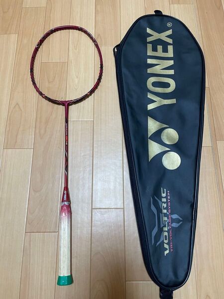 Yonex Voltric 80 E-tune バドミントンラケット3UG5