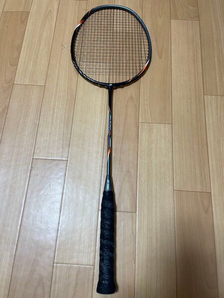 YONEXバトミントンラケット(ARCSABER2i)美品