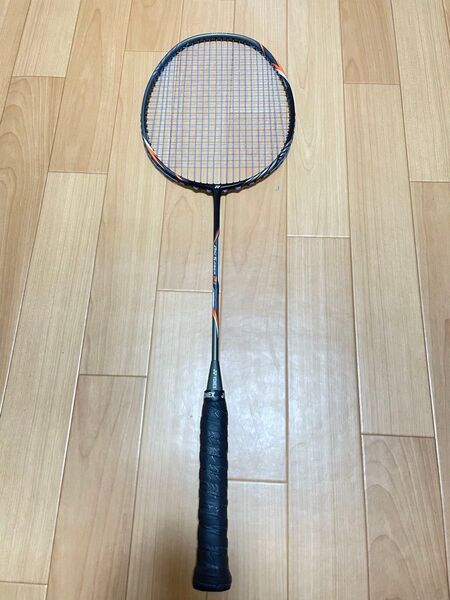 YONEXバトミントンラケット(ARCSABER2i)美品