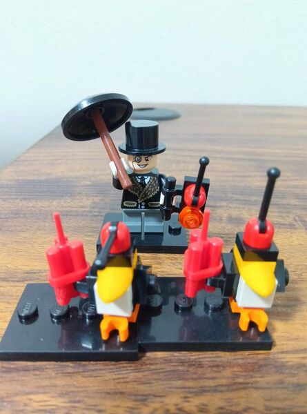レゴ LEGO ミニフィグ フェイスオフ ペンギン ペンギンロボ バットマンシリーズ