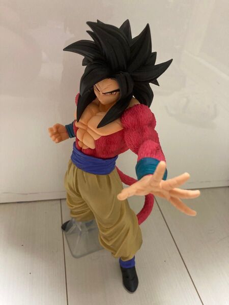 中古 箱無 一番くじ ドラゴンボール THE GREATEST SAIYAN B賞 超サイヤ人4孫悟空 フィギュア