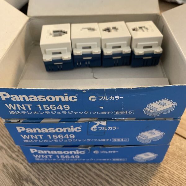 Panasonic WNT 15649 埋込テレホン モジュラジャック 6極4心 ミルキーホワイト 24個