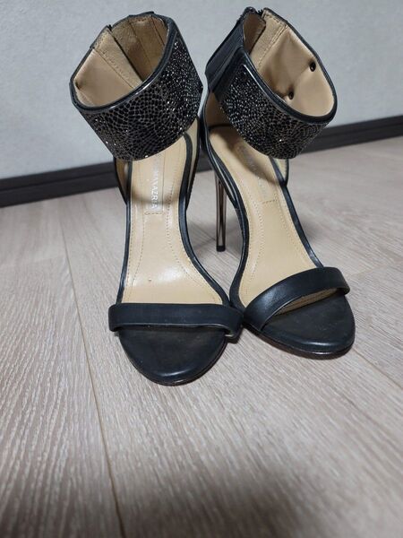 BCBGMAXAZRIA ヒールサンダル ブラック