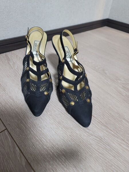 Gianni Versace メッシュパンプス ブラック 36 1/2