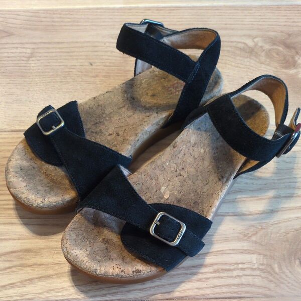 UGG サンダル ブラック スエード 22cm ※箱なし