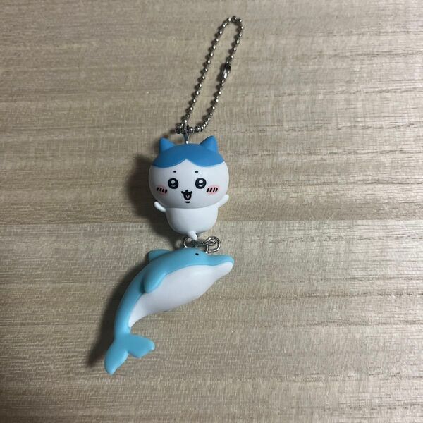 ちいかわ 水族館 フィギュアマスコット ハチワレ ストラップ