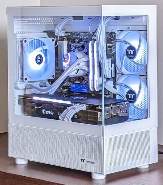 2面ガラス ゲーミングPC Ryzen7 5700x RTX3070 Wi-Fi