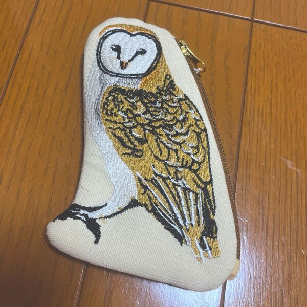 artipur cottage メンフクロウのミニポーチ