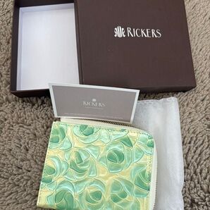 新品未使用 リッカーズ 二つ折り財布