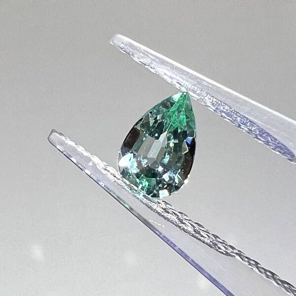 【天然石ルース】てりてりうるうるなミントグリーンベリル 0.44ct