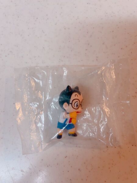 Dr.スランプ アラレちゃん 机の上のアラレちゃん ガチャ おぼっちゃまんくん