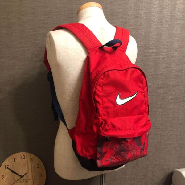 old NIKE ナイキ リュック バッグ クロスター製 レッド 古着