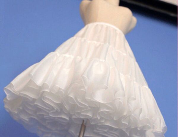 白 パニエ フリル ドレス 結婚式 ボリューム ロリータ 発表会 60cm コスプレ メイド ふわふわ ウェディング ハロウィン